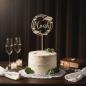 Preview: Runder Caketopper aus Birkenholz mit personalisiertem Namen, Anlass und Datum